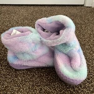 Fuzzy boots slippers (girls)